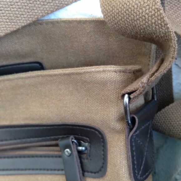 BROWN CANVAS CROSSBODY SMALL HANDBAG 6 POCKETS LINED - Picture 5 of 7